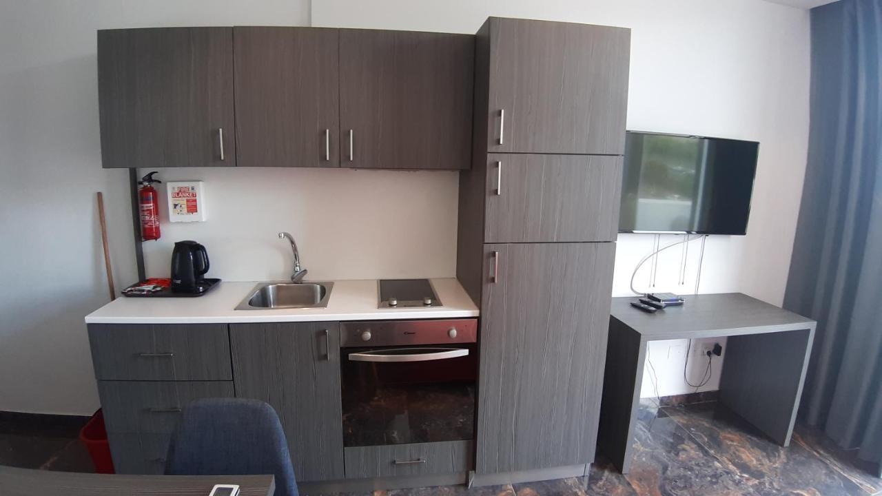 Hub Apartment Saint Julian's Екстериор снимка