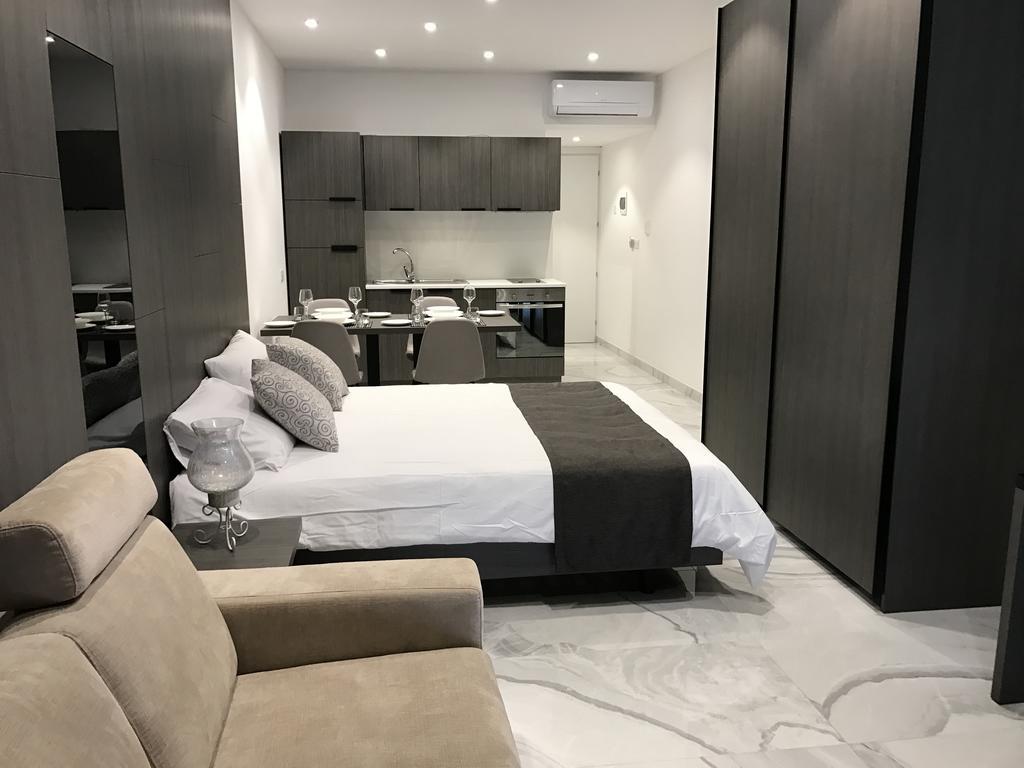 Hub Apartment Saint Julian's Екстериор снимка